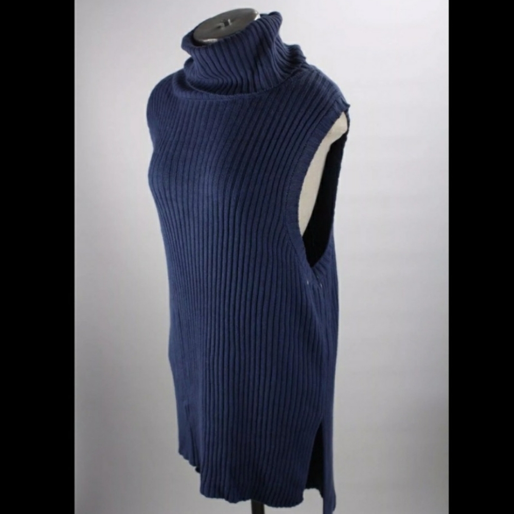 Kensie Sleeveless Turtleneck Sweater